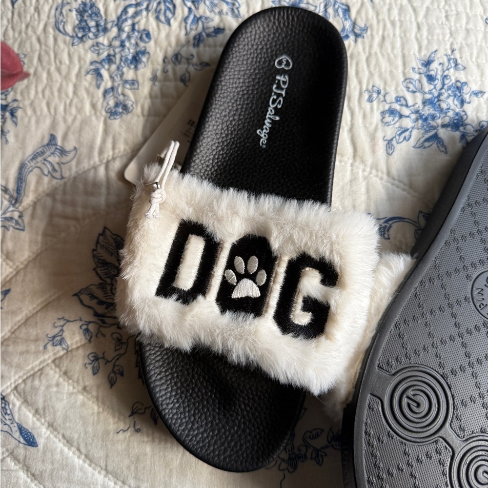 P.J. Salvage Black and Cream Dog Mom Slippers